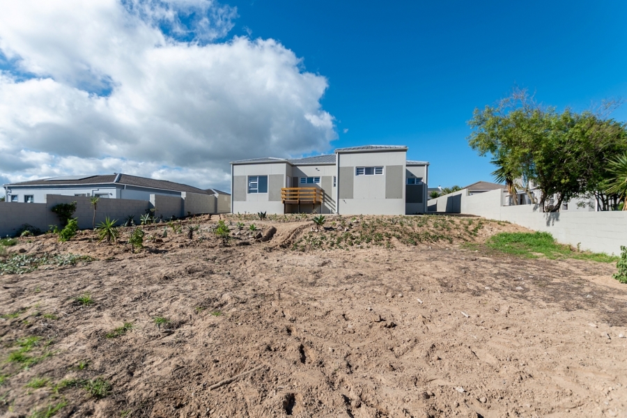 4 Bedroom Property for Sale in Country Club Western Cape